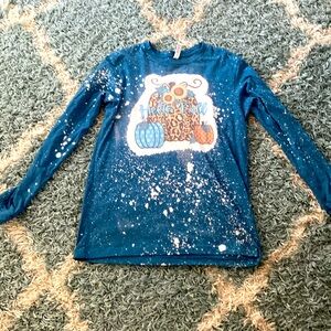 Women’s dark blue long sleeve tee size Large